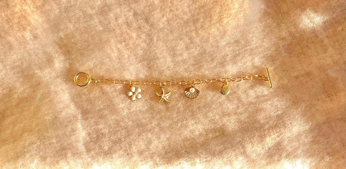*sweet white pearl charm bundle