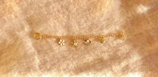 *sweet white pearl charm bundle